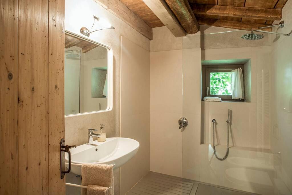 Betta - Newly Renovated Lake-View Terrace Apartment, Peaceful And Silent Surroundings Toscolano Maderno Eksteriør billede