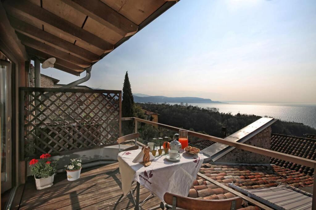 Betta - Newly Renovated Lake-View Terrace Apartment, Peaceful And Silent Surroundings Toscolano Maderno Eksteriør billede